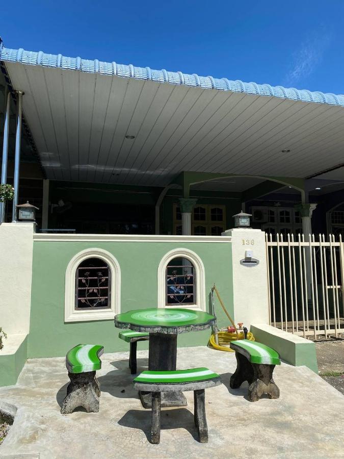 Gemilang Guesthouse Sungai Petani Exterior foto