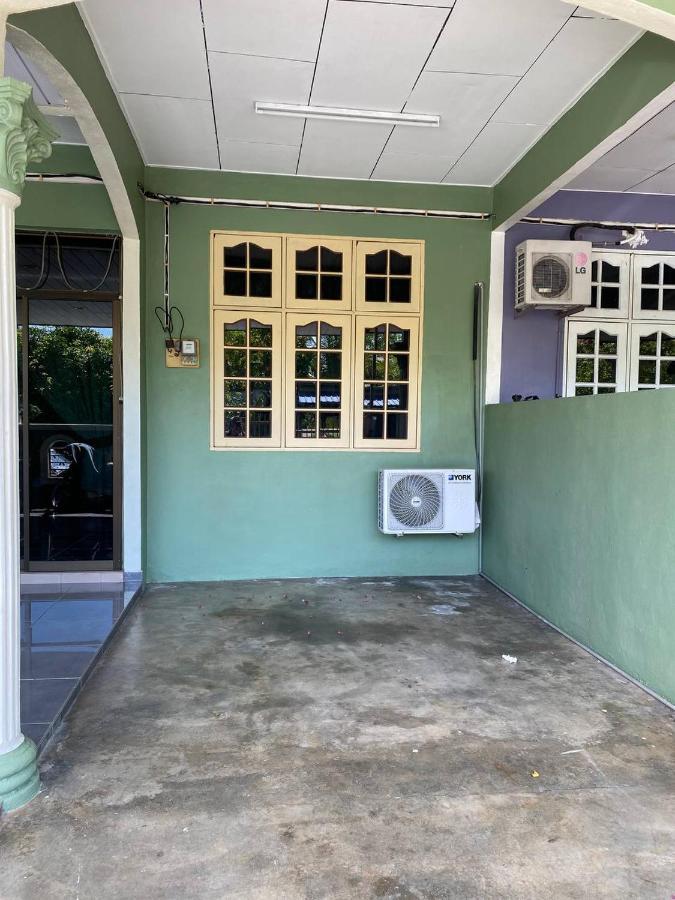 Gemilang Guesthouse Sungai Petani Exterior foto